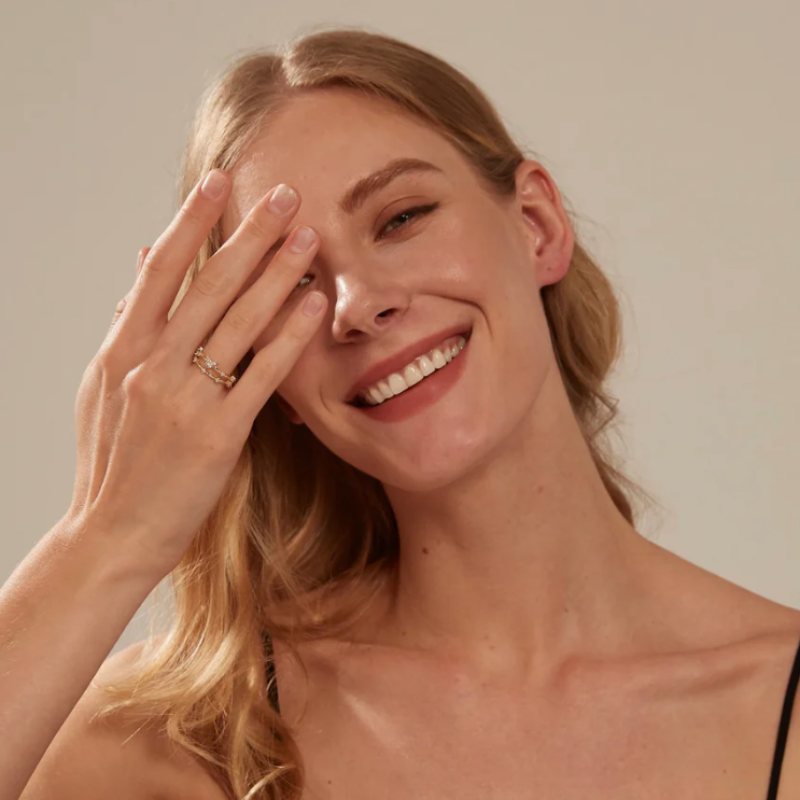 Dubbele Rij Vlinder Zircon Ring – Vivian
