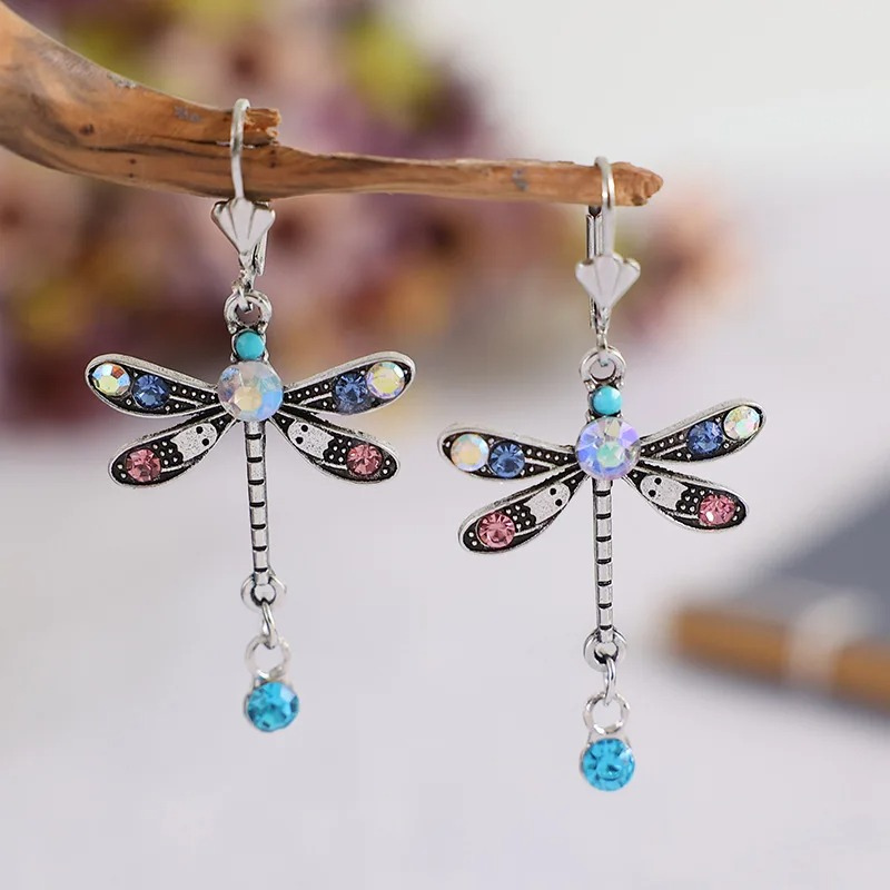 Elegante Gesneden Dragonfly Oorbellen | Zilver