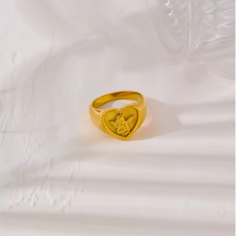 Vergulde Hartvormige Engel Ring - Victoria