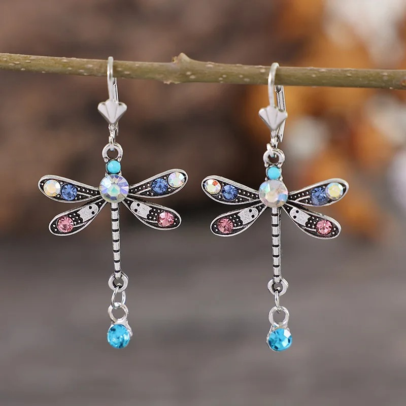 Elegante Gesneden Dragonfly Oorbellen | Zilver