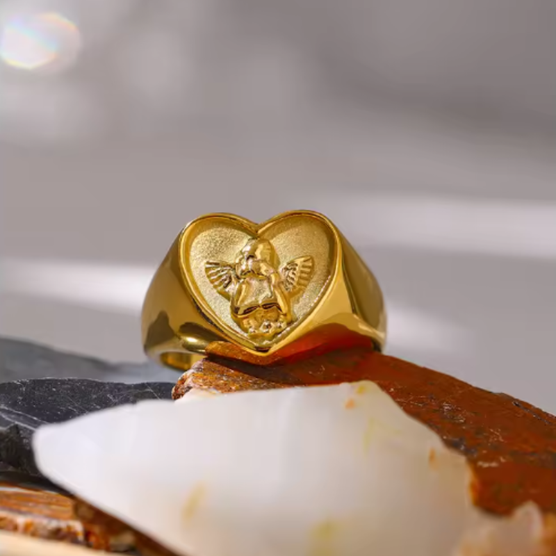Vergulde Hartvormige Engel Ring - Victoria
