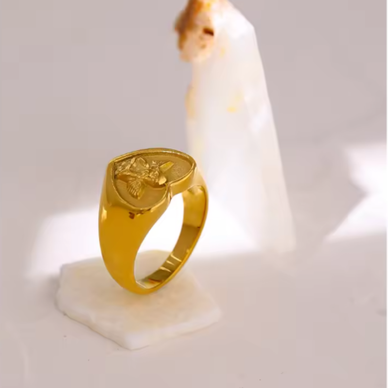 Vergulde Hartvormige Engel Ring - Victoria