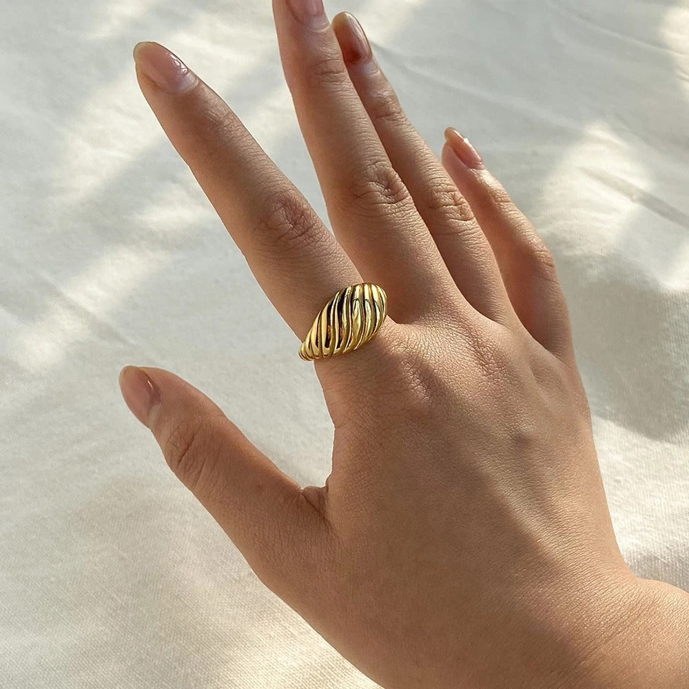 Vergulde Twist Ring - Leona