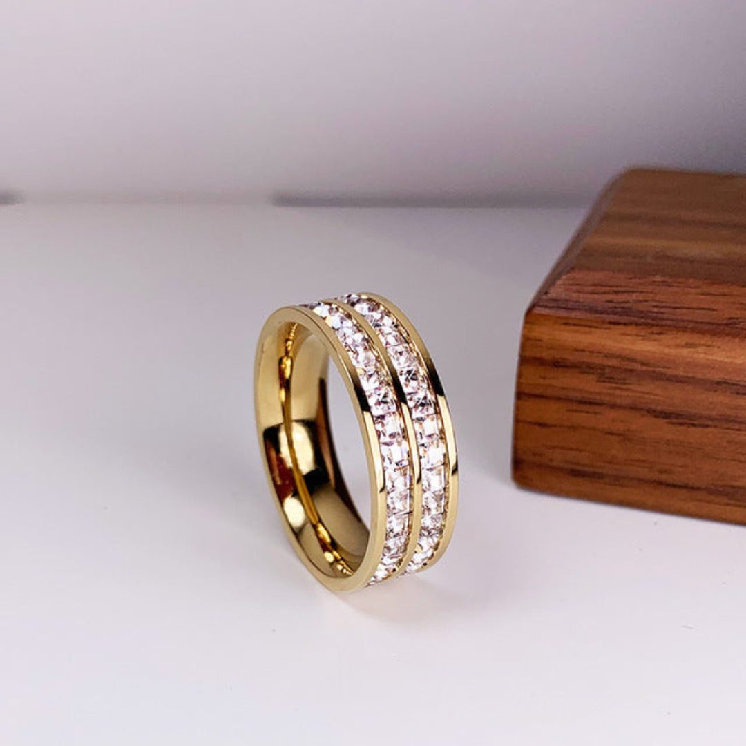 Elegante Ingelegde Zirkonia Ring | Goud