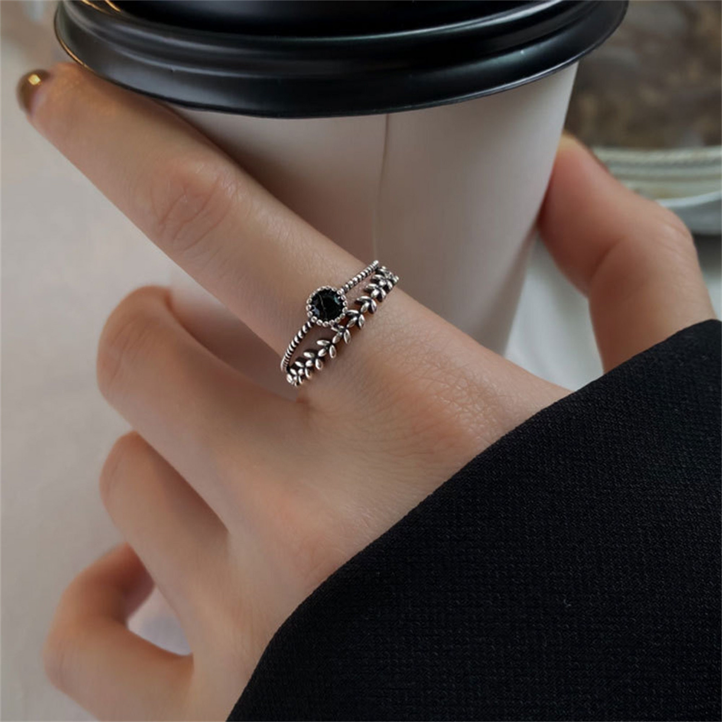 Zilveren Ring Bladmotief Zwarte Onyx Steen – Fleur