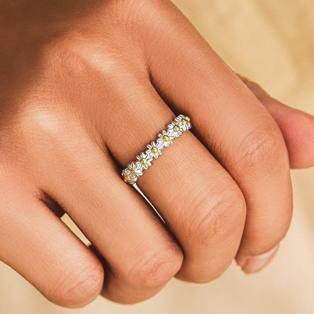 Verstelbare zilveren en handgeschilderde emaille Daisy Ring | Zilver