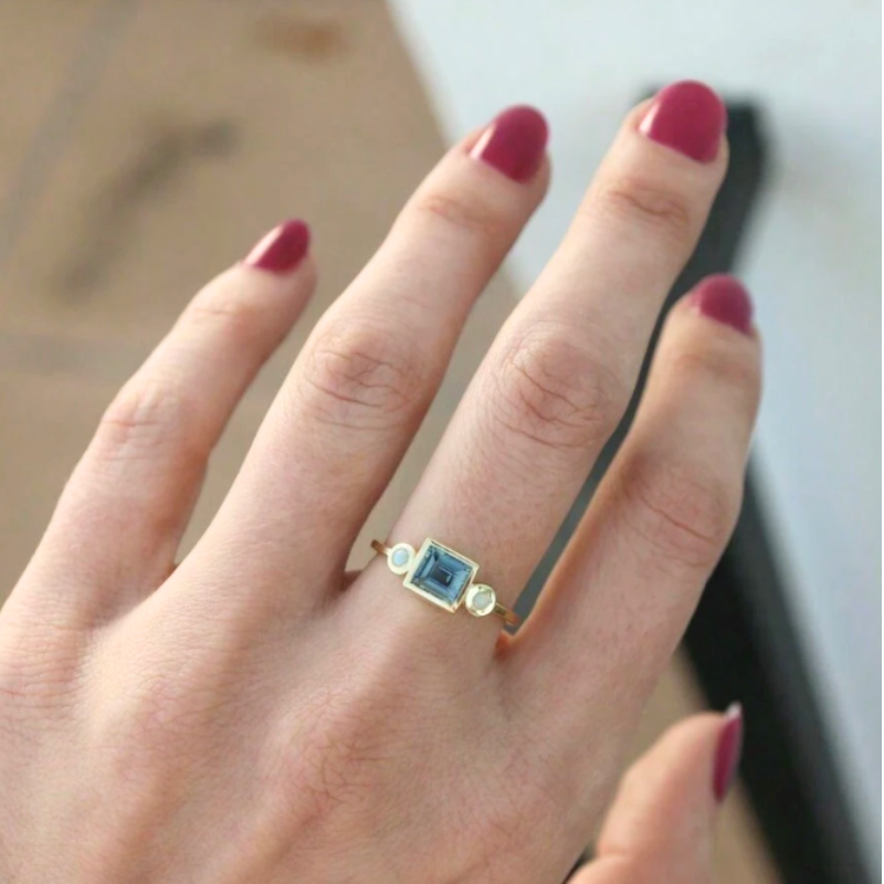 Vintage Blauwe Kristallen Ringen | Goud