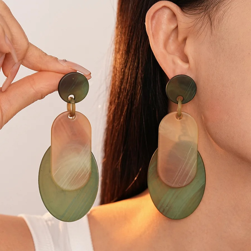 Vintage Groene Acryl Hangende Oorbellen - Lara
