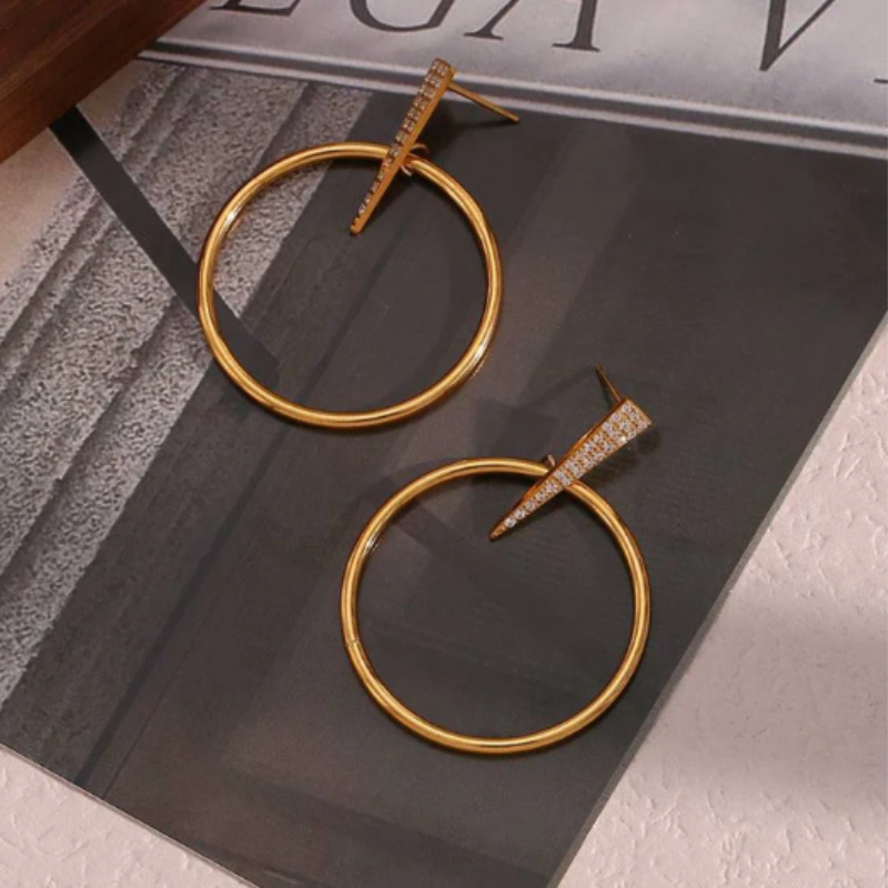 Gouden Geplateerde Ronde Paperclip Oorbellen - Megan