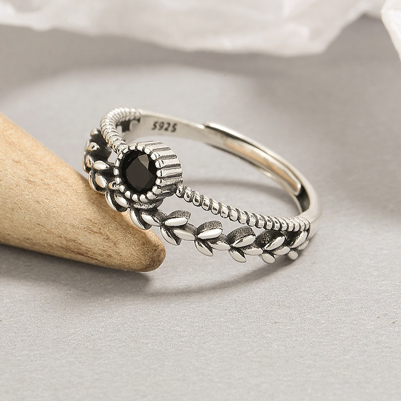 Zilveren Ring Bladmotief Zwarte Onyx Steen – Fleur