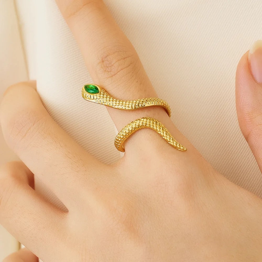 Vergulde Groene Zirkoon Slang Ring - Medusa