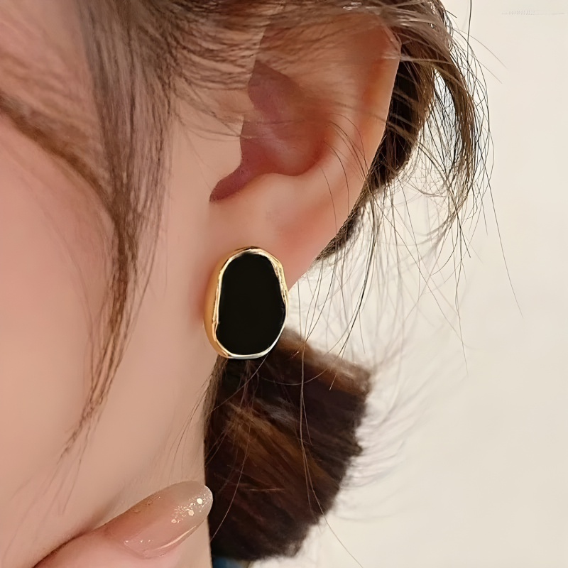 Vergulde Geometrische Zwarte Stud Oorbellen - Nina
