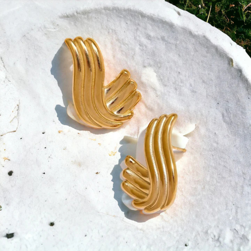 Swan Geïnspireerde Gouden Hoepel Oorbellen - Ava