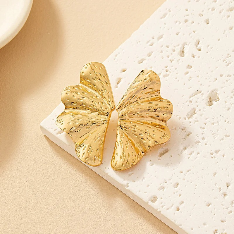 Elegante Half Bloem Stud Oorbellen - Caitlyn