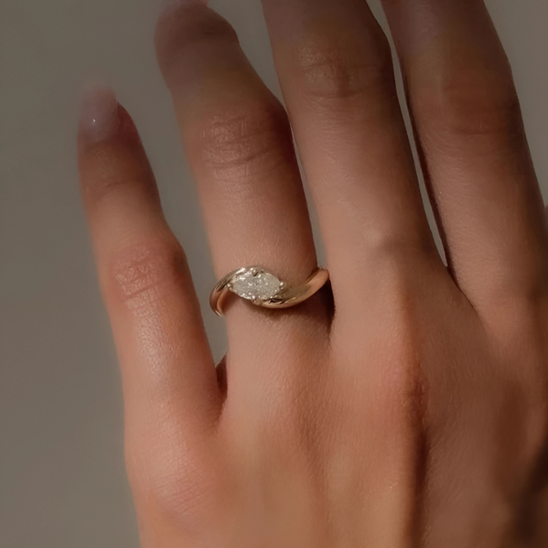 Vergulde Zirkonia Gedraaide Ring - Faith