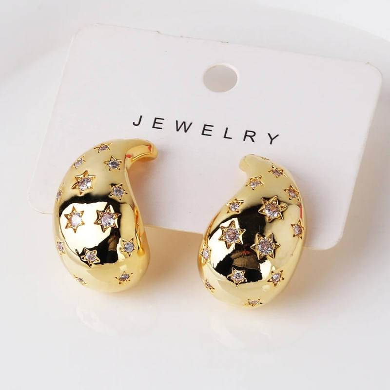 Elegante Teardrop vorm met ster Zirkoon Stud Oorbellen - Eugenia