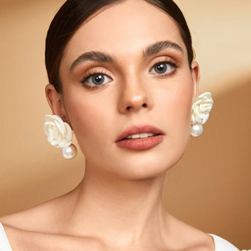 Bloem- en Parel Oorknopjes - Rachelle