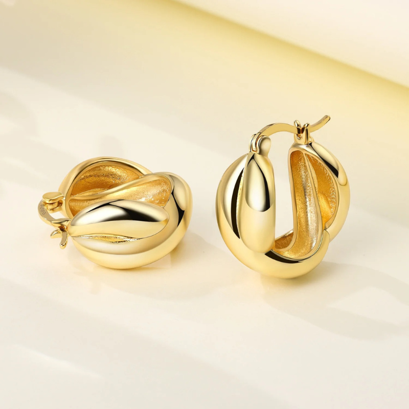 Elegante Gouden Gevlochten Hoepeloorbellen – Zola