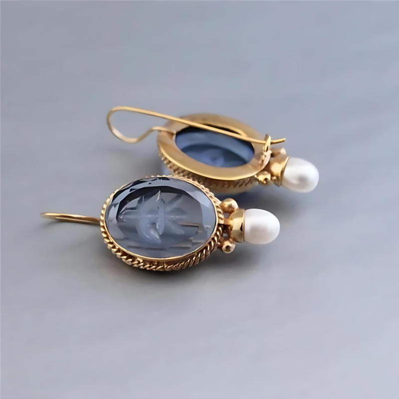 Vintage Cameo Druppel Oorbellen Parel Accent - Kiki