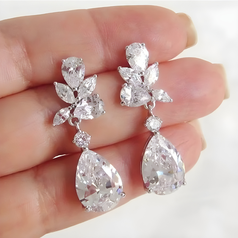 Elegante Zilveren Zirconia Dangle Oorbellen - Sophia