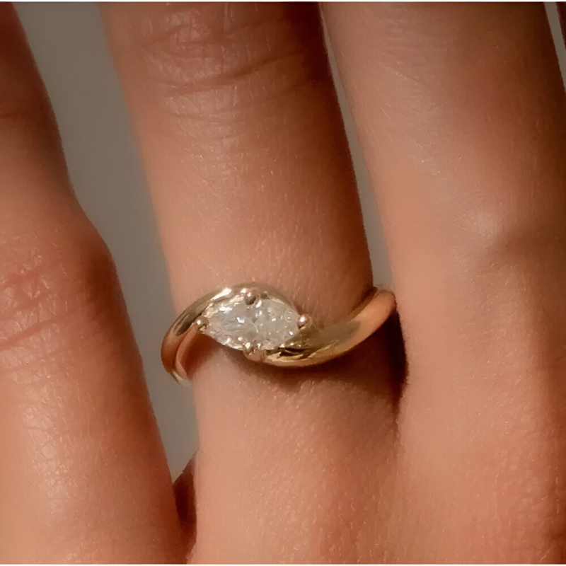 Vergulde Zirkonia Gedraaide Ring - Faith