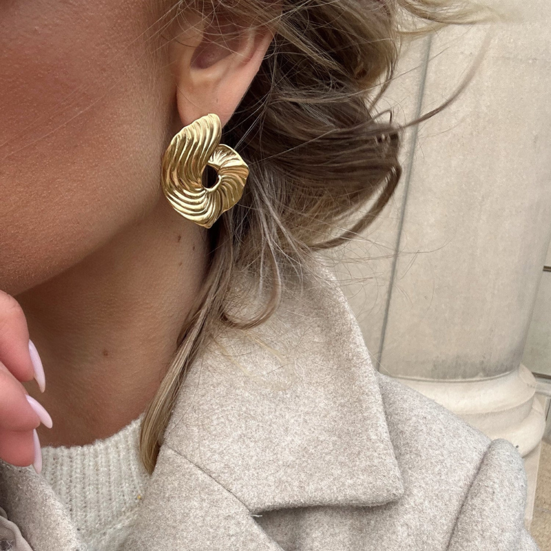Swirl Trendy Hoepel Oorbellen - Zoe