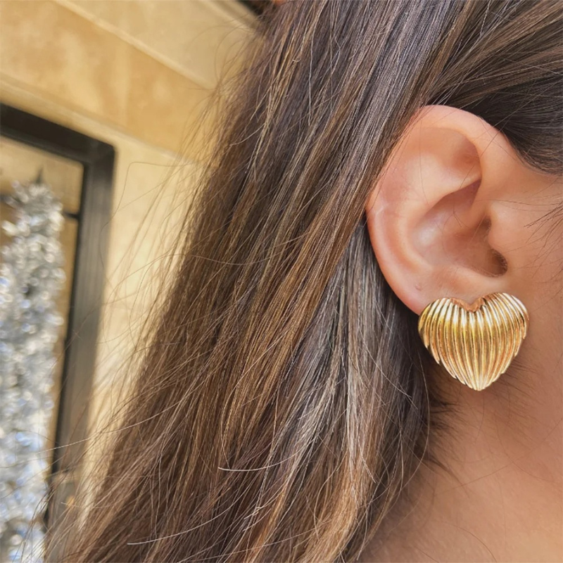 Vergulde Hart Schelp Stud Earring - Kristy
