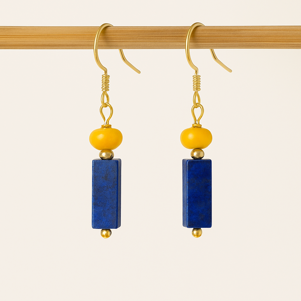 Blauwe Kubus Oorbellen - Nien