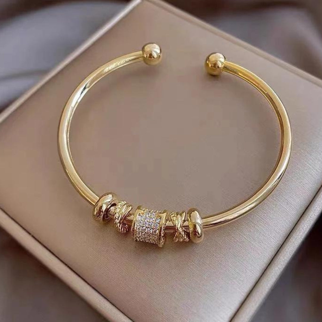 Verstelbare Armband Met Gouden Bedels | Goud