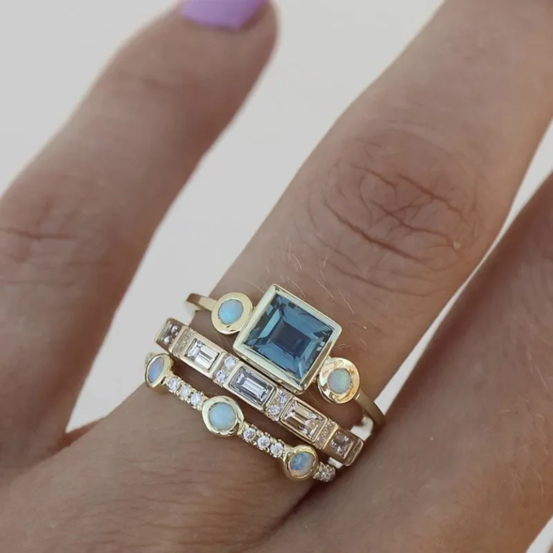 Vintage Blauwe Kristallen Ringen | Goud