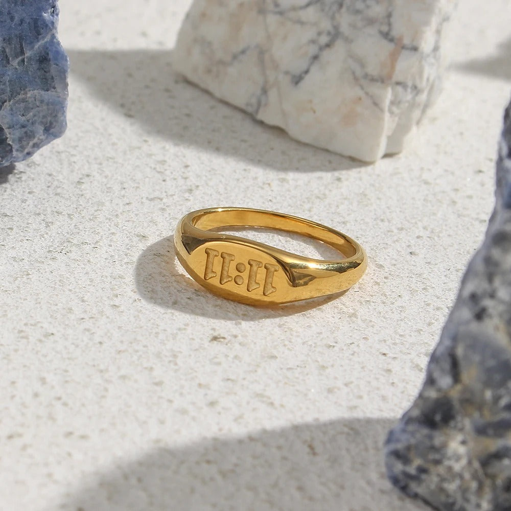 Vergulde Nummer Gegraveerde Ring - Glenda