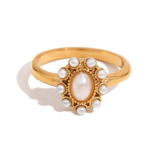 Vergulde Bloem Parel Ring - Cornelia
