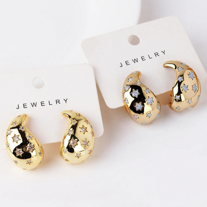 Elegante Teardrop vorm met ster Zirkoon Stud Oorbellen - Eugenia
