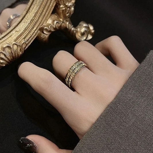 Elegante Ingelegde Zirkonia Ring | Goud