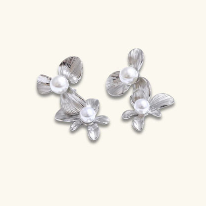 Gouden Bloem Oorknopjes met Parels - Jean