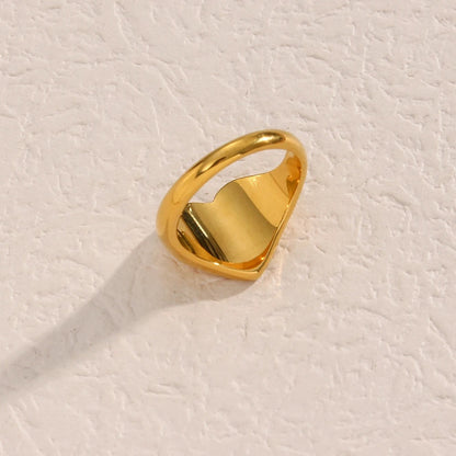 Vergulde hartvormige ring - Opaal