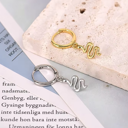 Slang Hoepel Oorbellen - Darlene