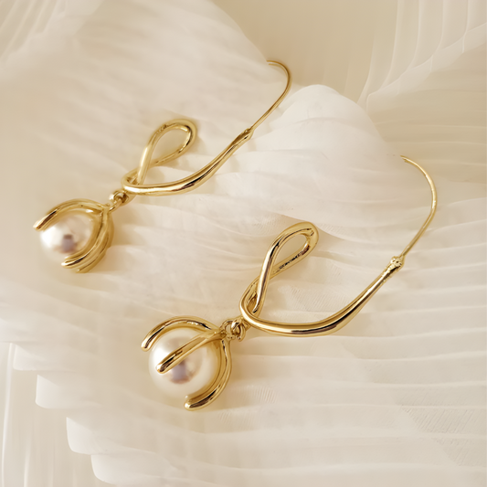 Twisting Line Parel Oorbellen met Haakje - Carly