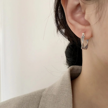 Zilveren Twist Huggie Hoop Oorbellen - Kristen