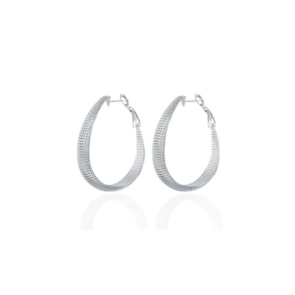 Minimalistische Zilveren Oorbellen voor een Subtiele Look – Becky